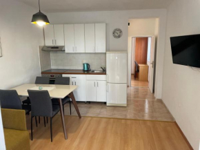 Apartment Dado